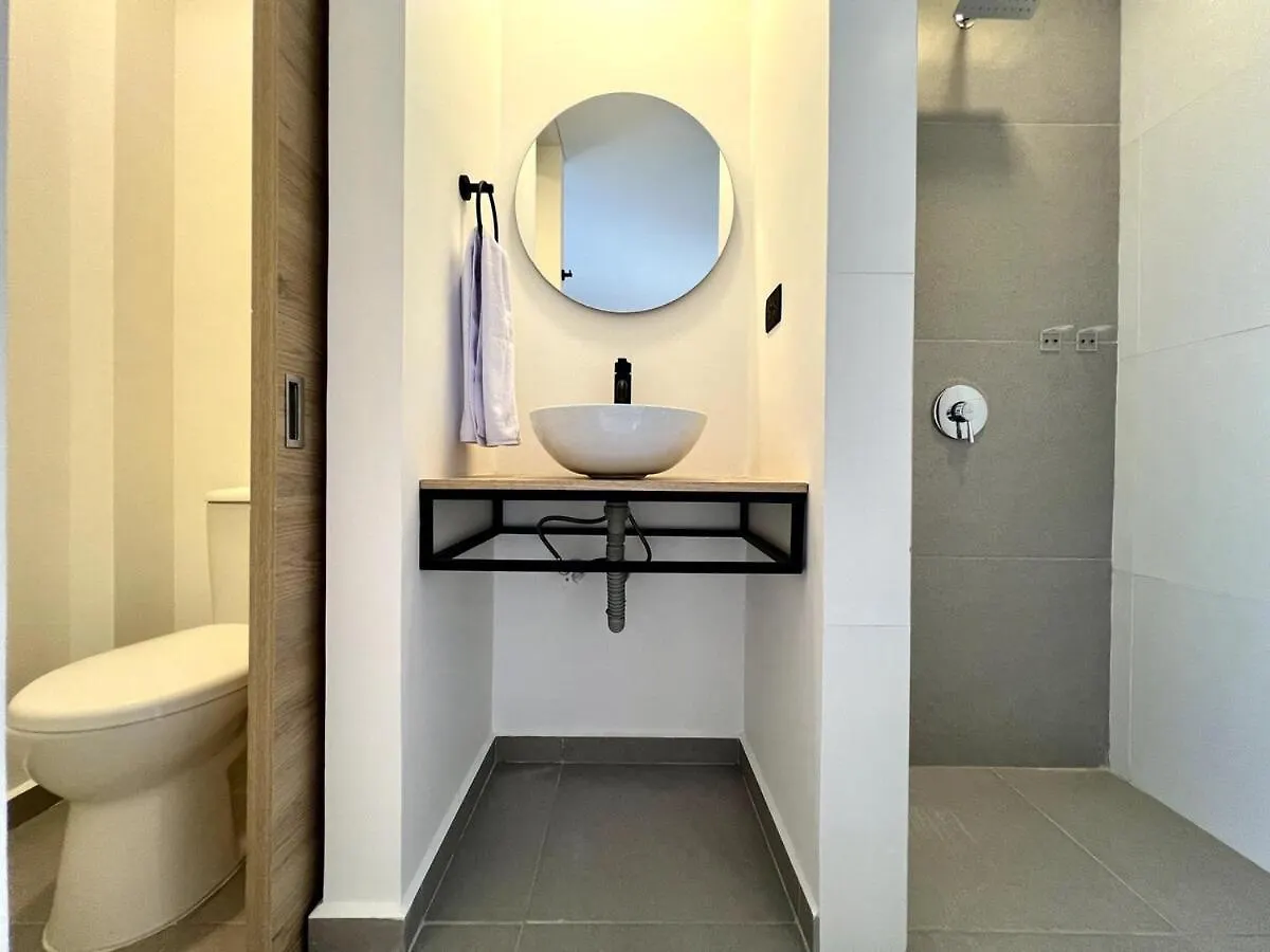 Nowa Bali House - Ac & Heated Pool In Provenza Διαμέρισμα Μεντεγίν 0*,  Κολομβία