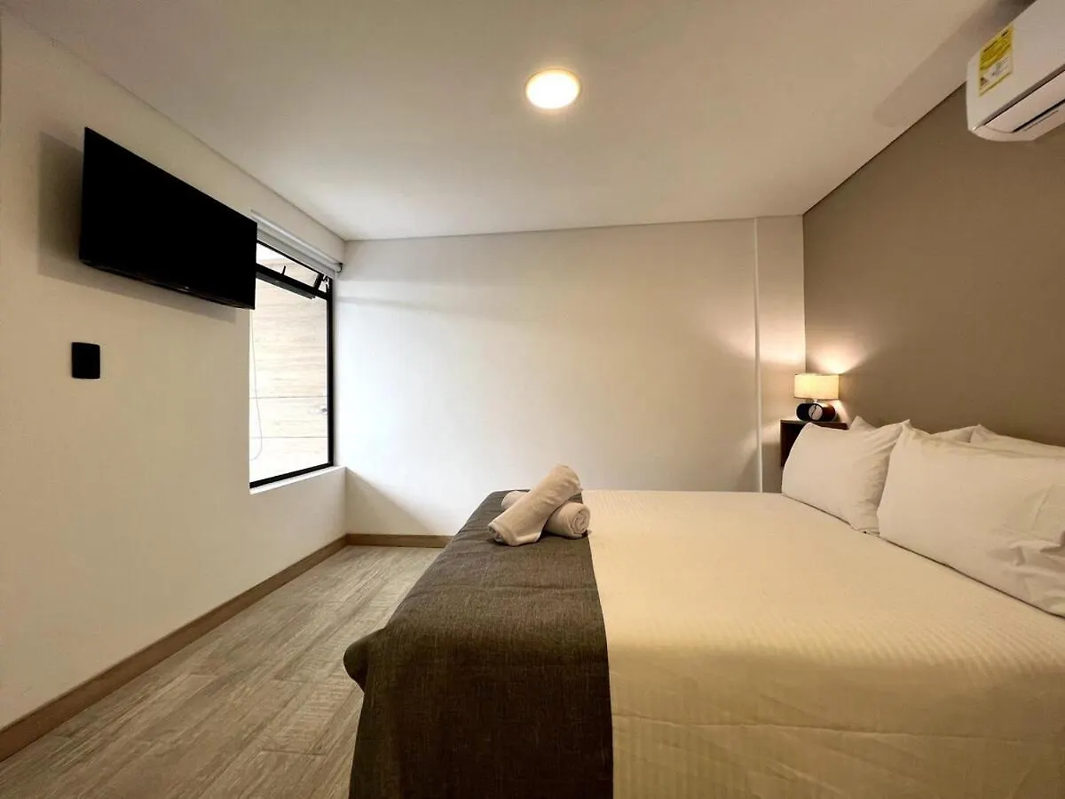 Nowa Bali House - Ac & Heated Pool In Provenza Διαμέρισμα Μεντεγίν 0*,  Κολομβία